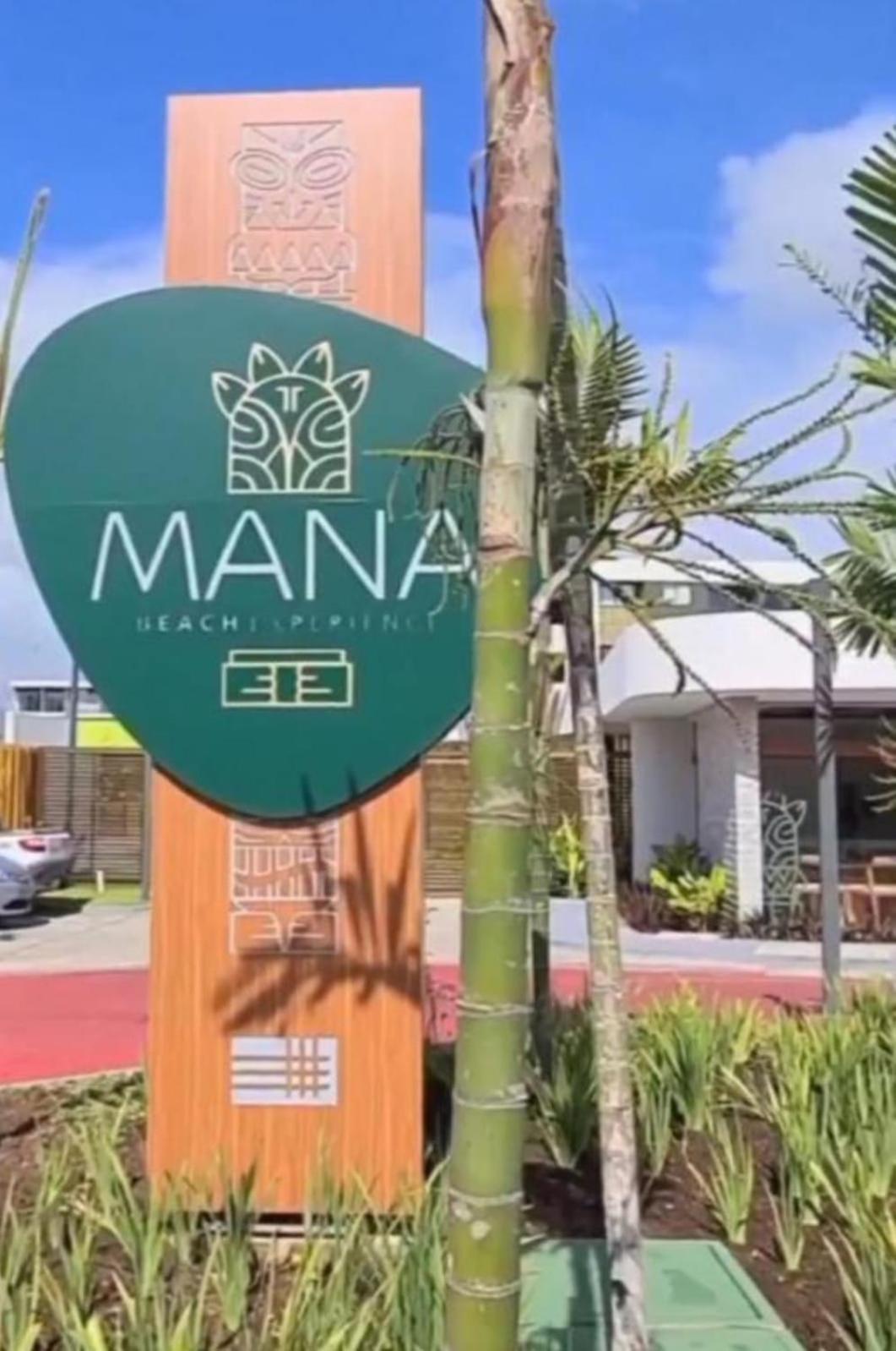 Flat Manabeach06 Com Vista Piscina Muro Alto *